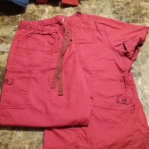 Wonderflex scrub set